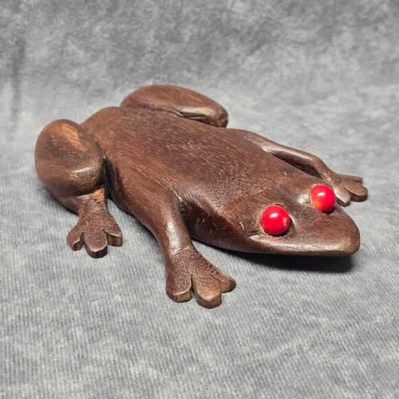 Vintage Hand Carved Mahogany Wooden Red Eyed Frog Toad Figurine - Picture 1 of 9